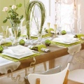Бело-зеленое украшение стола